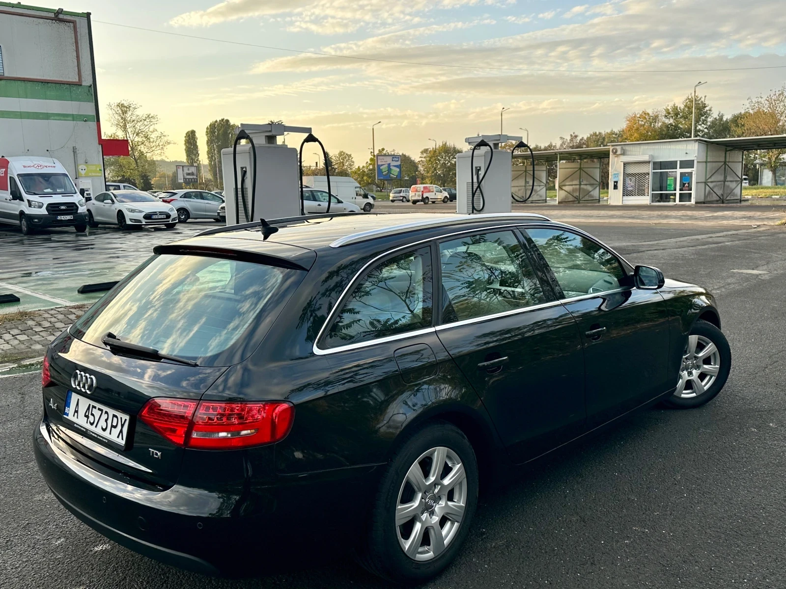 Audi A4 2.0 TDI, снимка 6 - Автомобили и джипове - 56616882
