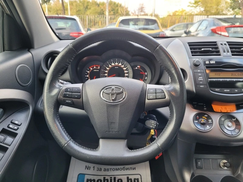 Toyota Rav4 2.2 D-4D  4x4 , снимка 12 - Автомобили и джипове - 42344237