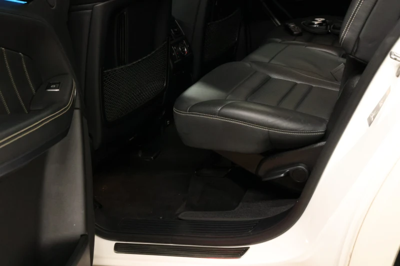 Mercedes-Benz GLS 63 AMG 3xTV, Вакуми, Oбдухване, Mасажи, Nappa, Keyless-Go, снимка 15 - Автомобили и джипове - 51255613