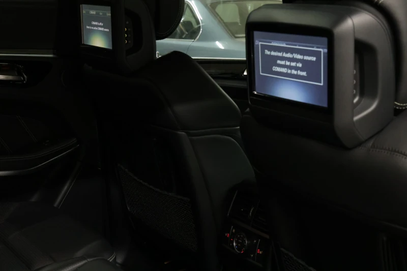 Mercedes-Benz GLS 63 AMG 3xTV, Вакуми, Oбдухване, Mасажи, Nappa, Keyless-Go, снимка 16 - Автомобили и джипове - 51255613
