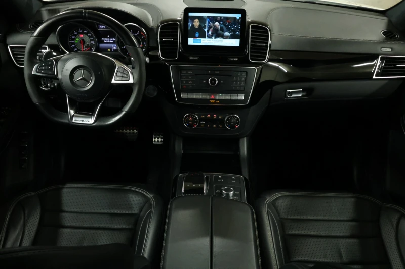 Mercedes-Benz GLS 63 AMG 3xTV, Вакуми, Oбдухване, Mасажи, Nappa, Keyless-Go, снимка 10 - Автомобили и джипове - 51255613