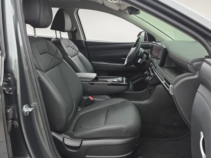 Hyundai Tucson 1.6 Automatic, снимка 7 - Автомобили и джипове - 55658684