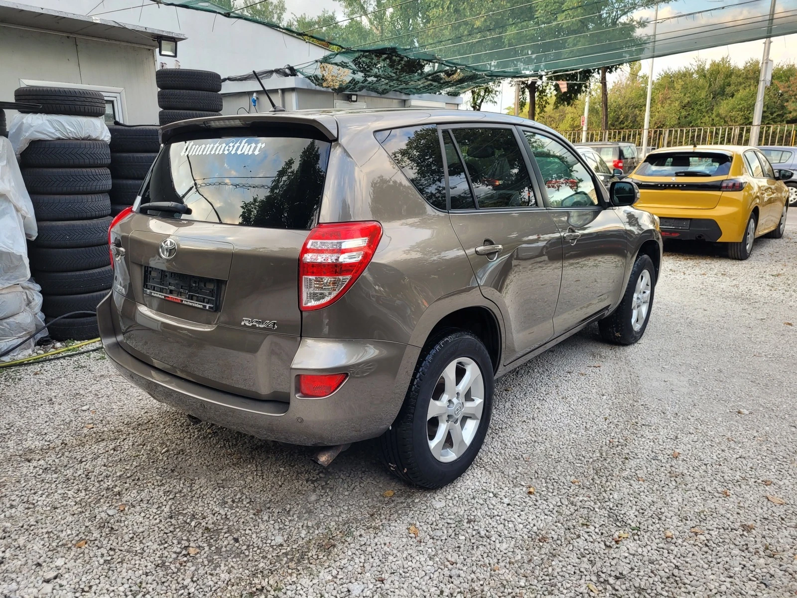 Toyota Rav4 2.2 D-4D  4x4  - изображение 4