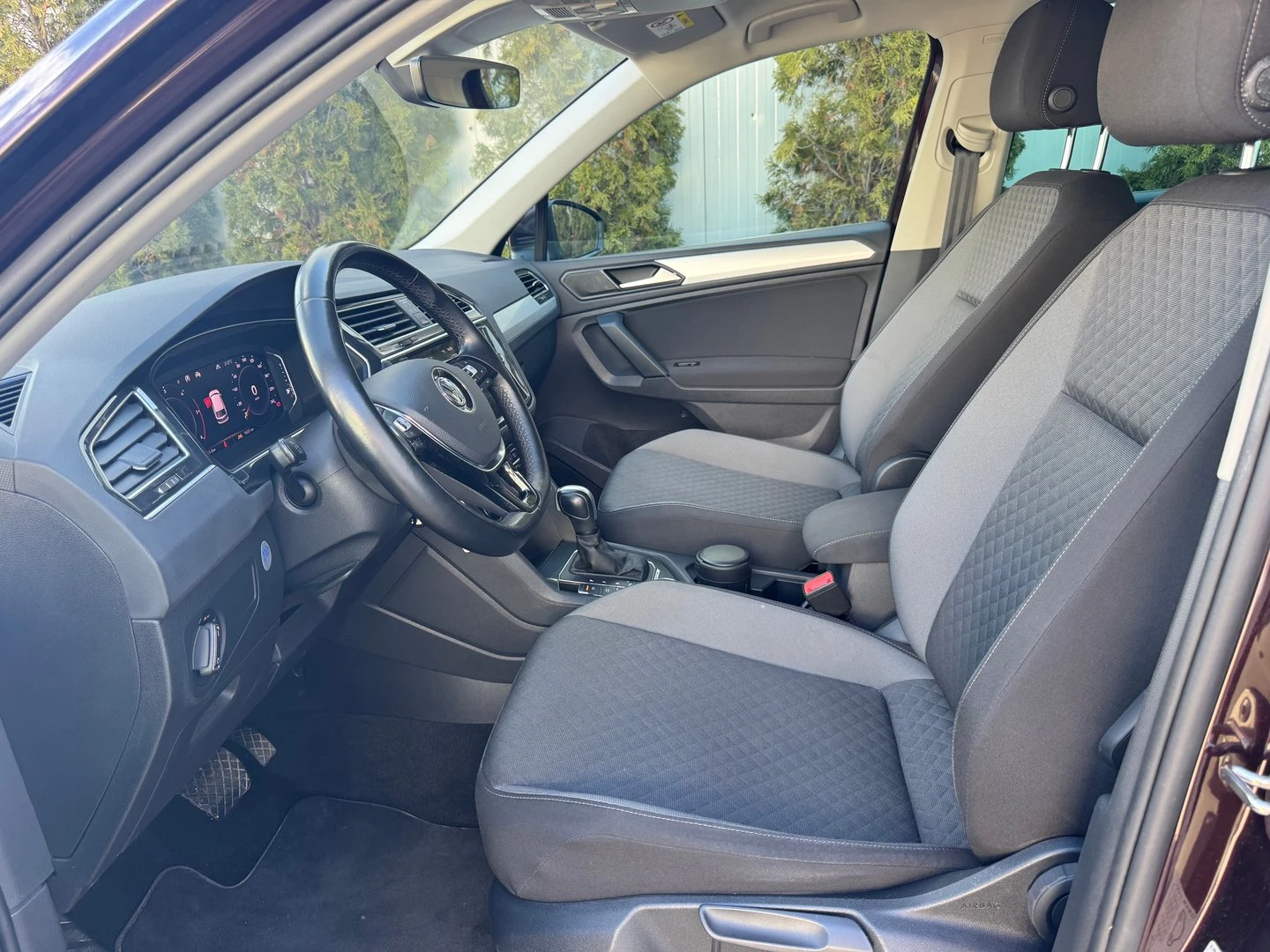 VW Tiguan Comfortline 2.0TDI 4MOTION BMT - изображение 5