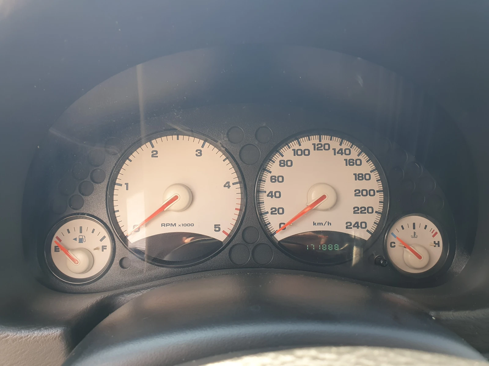 Jeep Cherokee 2.8 CRD Теглич - изображение 9