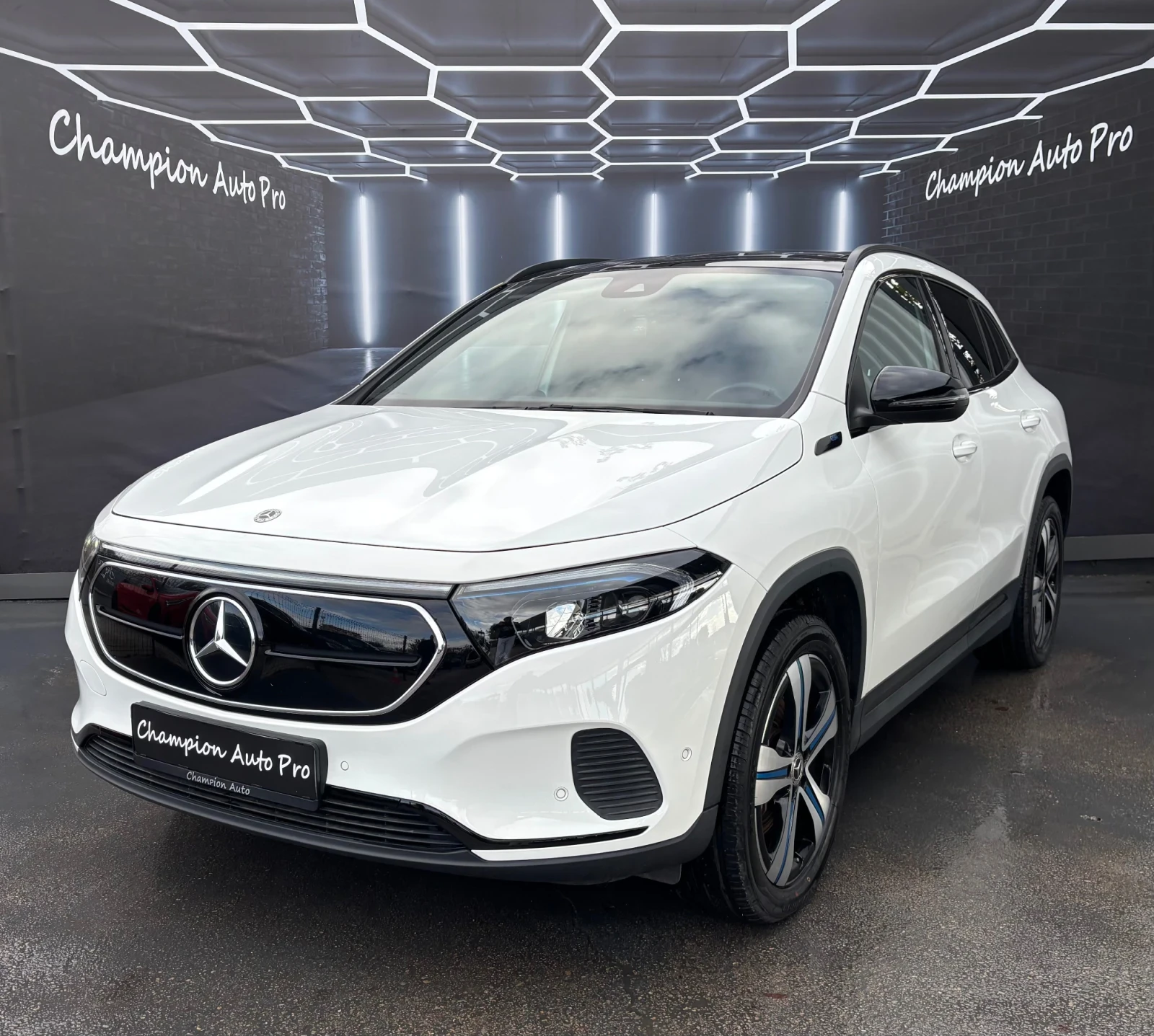 Mercedes-Benz EQA 250 - изображение 2