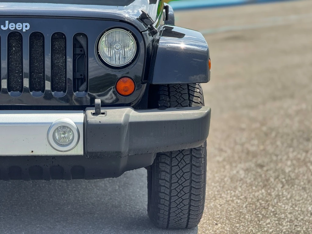 Jeep Wrangler * UNLIMITED SAHARA* CARFAX*  - изображение 5