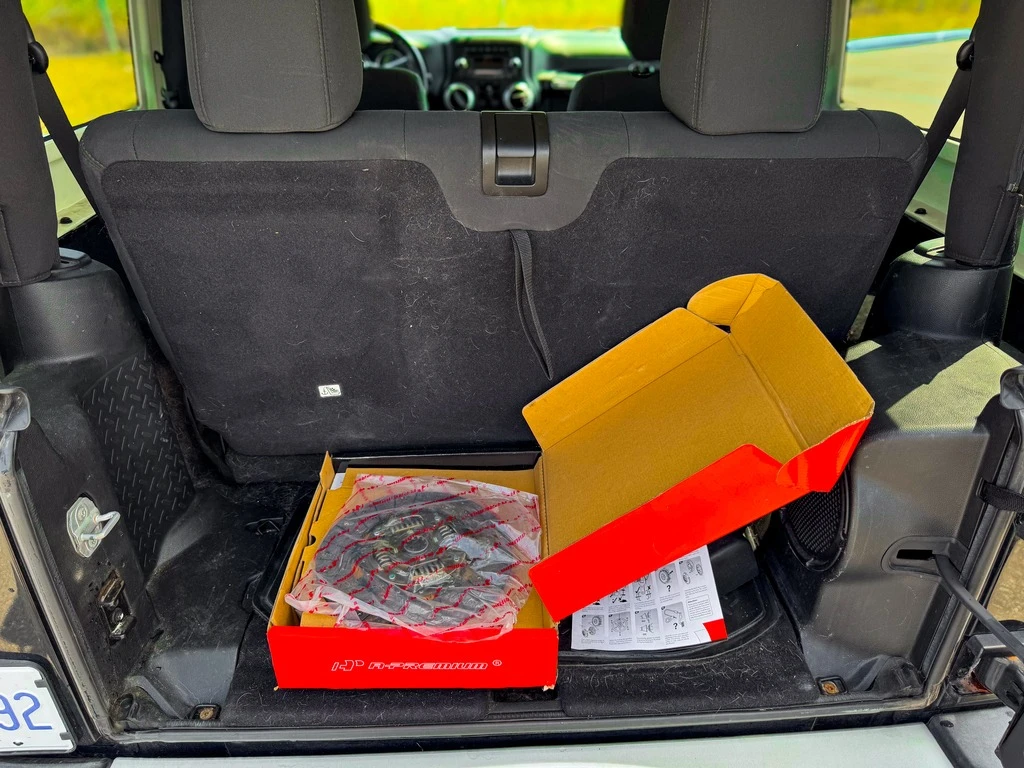 Jeep Wrangler * UNLIMITED SAHARA* CARFAX*  | Mobile.bg � ����������� 14