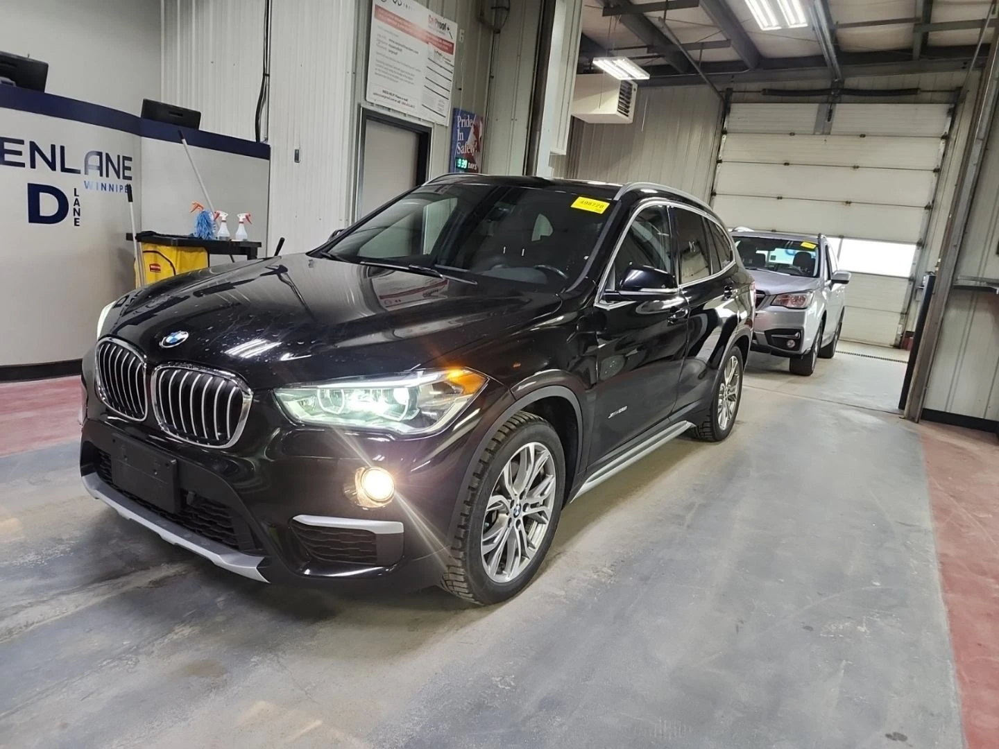 BMW X1 XDRIVE28I, снимка 2 - Автомобили и джипове - 54432185