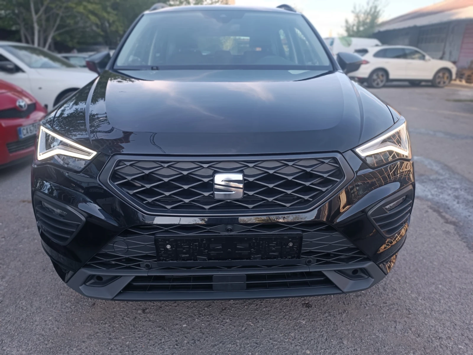 Skoda Karoq 1.5 TSI EVO, снимка 2 - Автомобили и джипове - 54734633