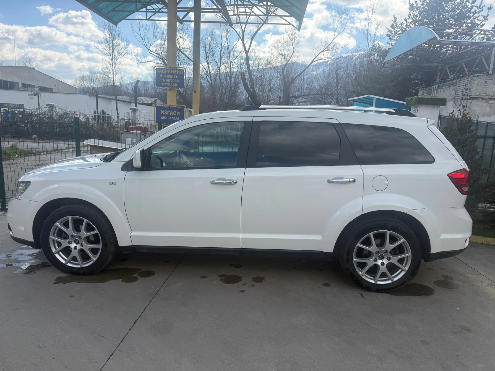 Fiat Freemont ГАРАЖЕН!!! 3.6 Бензин, снимка 3 - Автомобили и джипове - 55335548