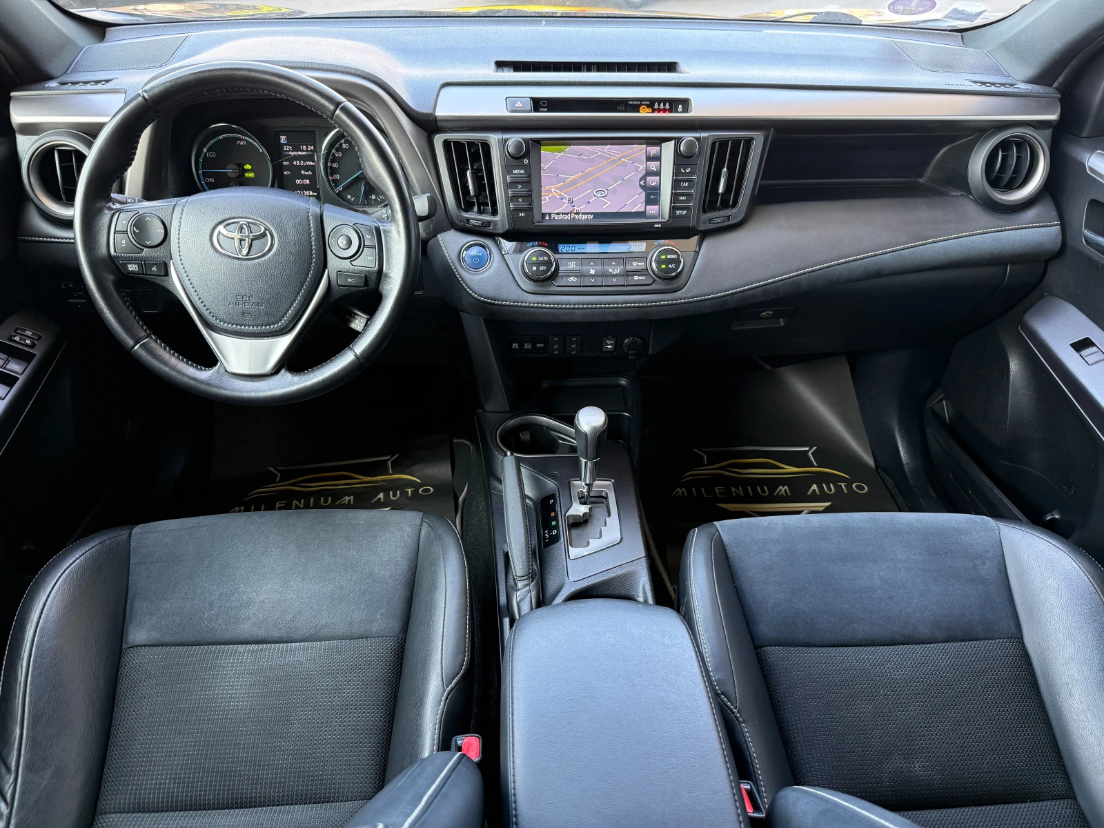 Toyota Rav4 6 МЕСЕЦА ГАРАНЦИЯ/2.5Hybrid 4x4 197к.с. Facelift, снимка 9 - Автомобили и джипове - 55392336