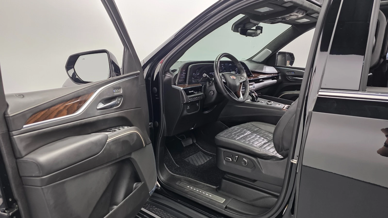 Cadillac Escalade PLATINUM LUXURY * FIRST CLASS* , снимка 6 - Автомобили и джипове - 56283344