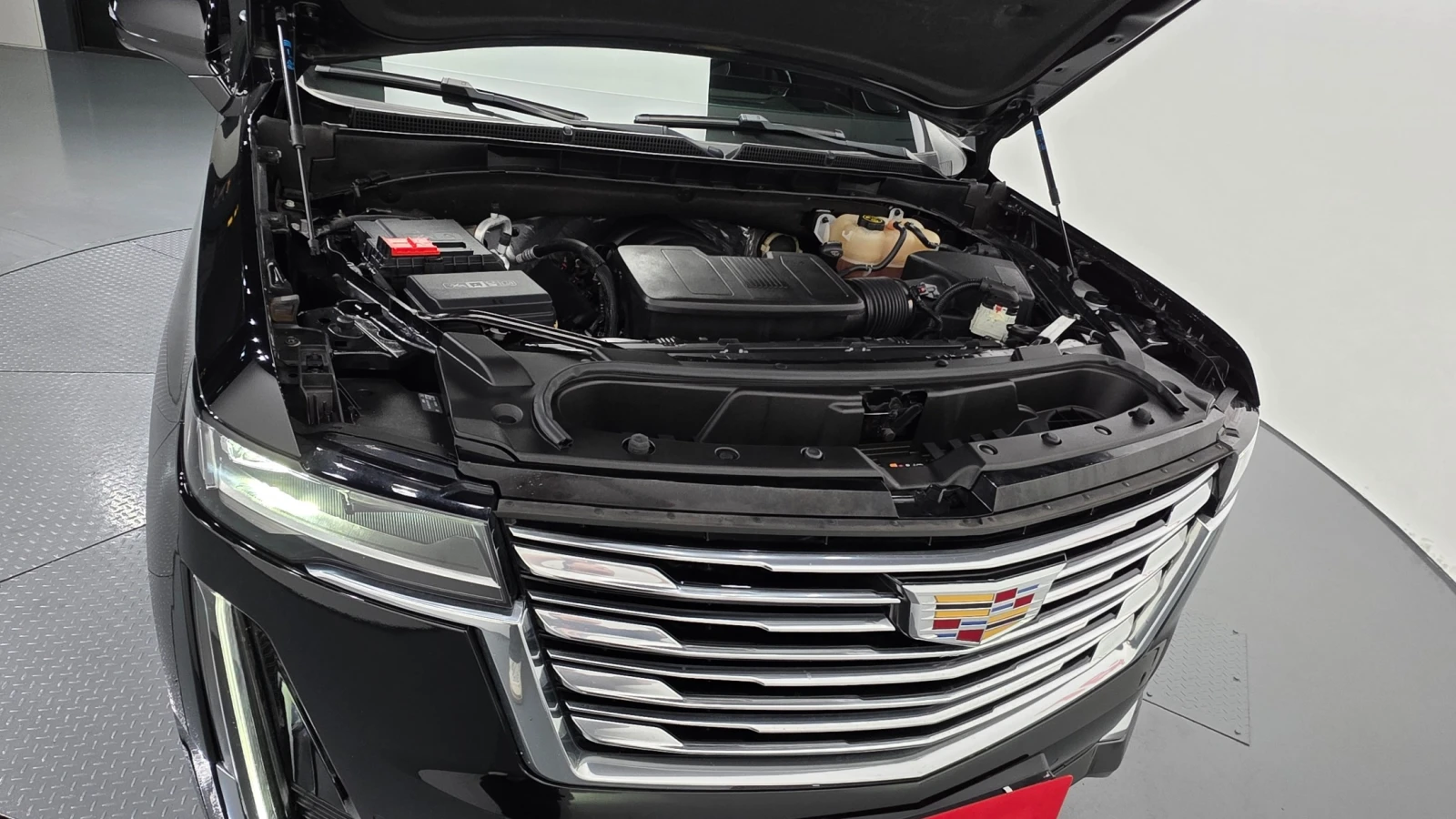 Cadillac Escalade PLATINUM LUXURY * FIRST CLASS* , снимка 5 - Автомобили и джипове - 56283344