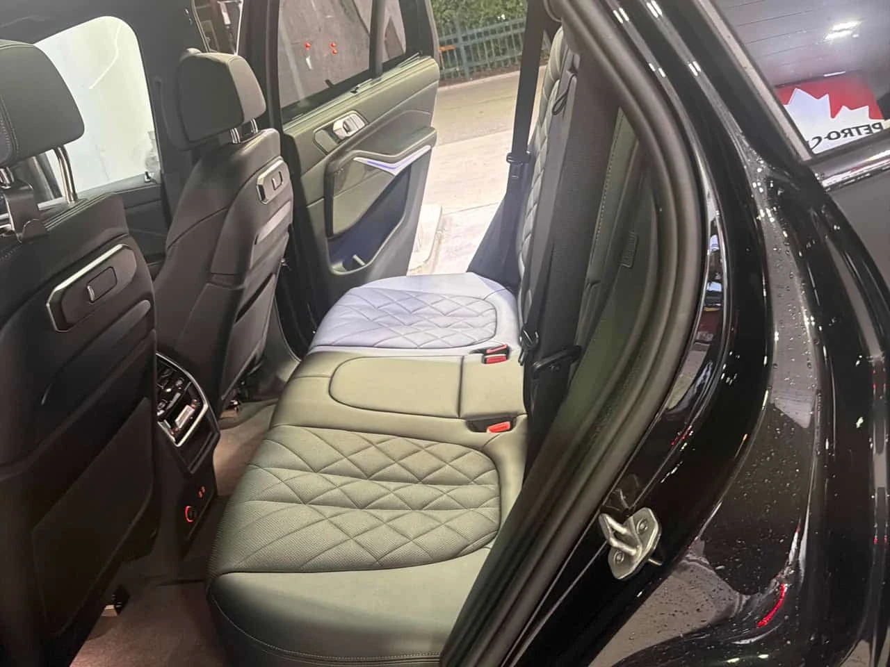 BMW X5 * M60i xDrive * CARFAX * ��� ������������ ������ | Mobile.bg � ����������� 3