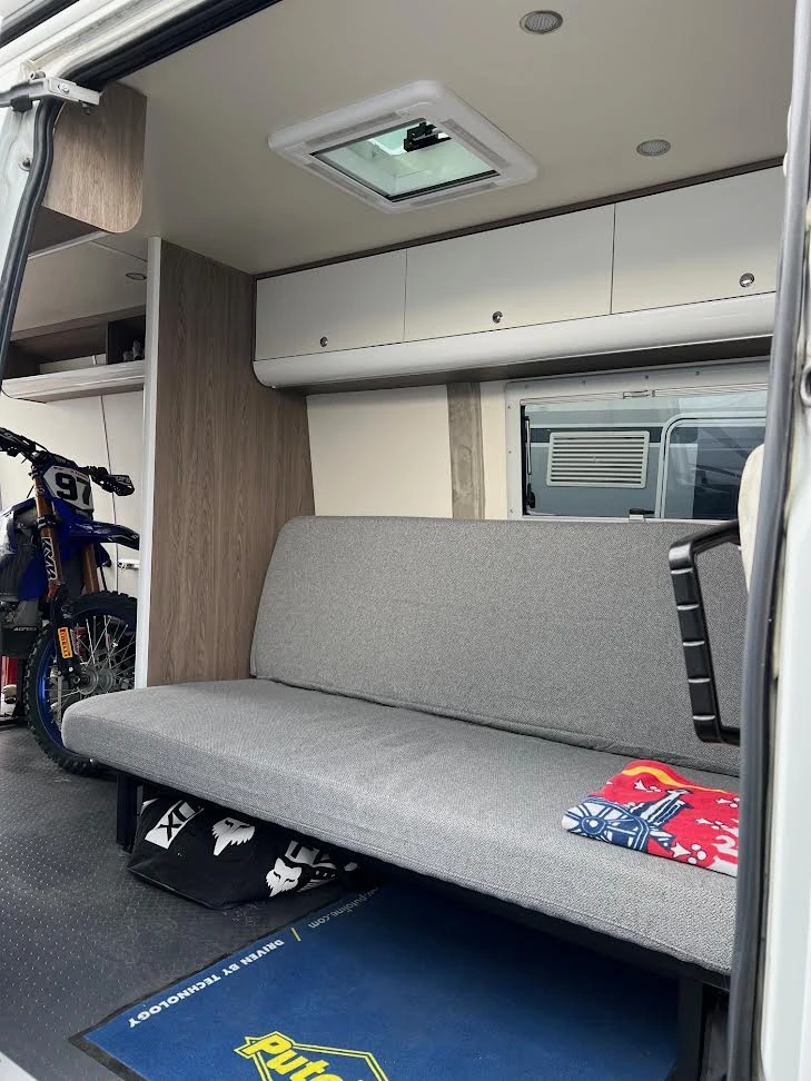 Iveco 35c13, снимка 11 - Бусове и автобуси - 56718805