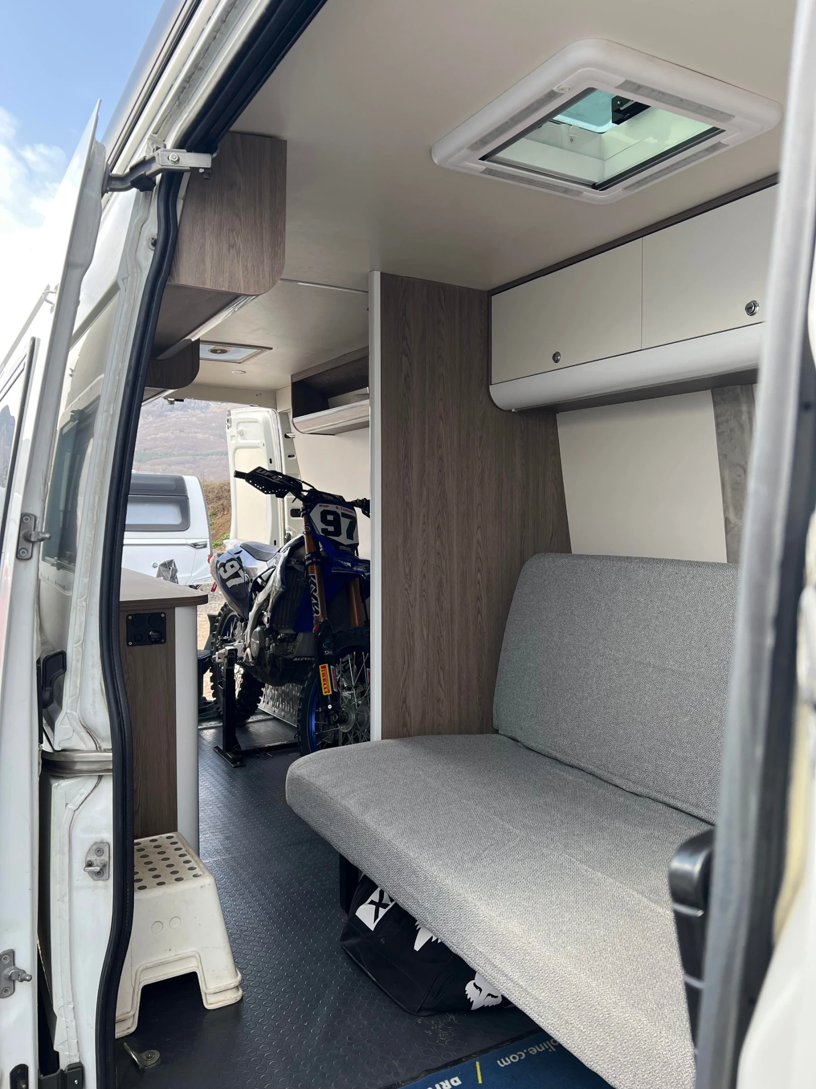 Iveco 35c13, снимка 17 - Бусове и автобуси - 56718805