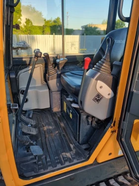 Багер Hyundai ROBEX 16.9, снимка 5