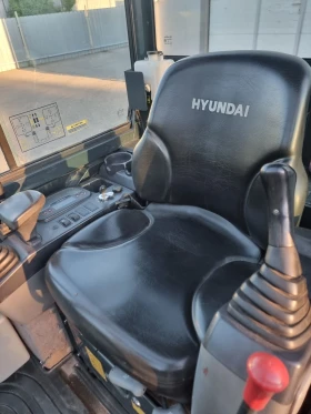 Багер Hyundai ROBEX 16.9, снимка 6