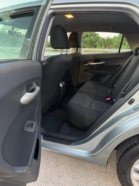 Toyota Auris 1.33, снимка 10