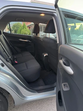 Toyota Auris 1.33, снимка 9