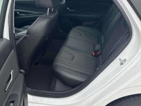 Hyundai Elantra Ultimate  CARFAX, снимка 3