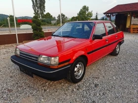  Toyota Carina