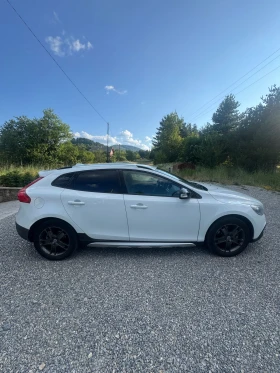 Volvo V40 Cross Country D3 | Mobile.bg    7