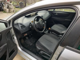 Citroen C4 Семеен Citroen C4 2009 - 165k км -Втори собственик - 2300 € / 4498.41 лв. - 54164767 7