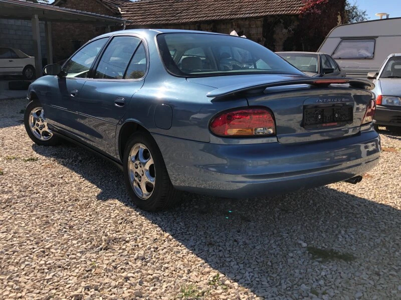 Oldsmobile Intrigue 3.5LX V6 ШВЕЙЦАРИЯ, снимка 6 - Автомобили и джипове - 38375705