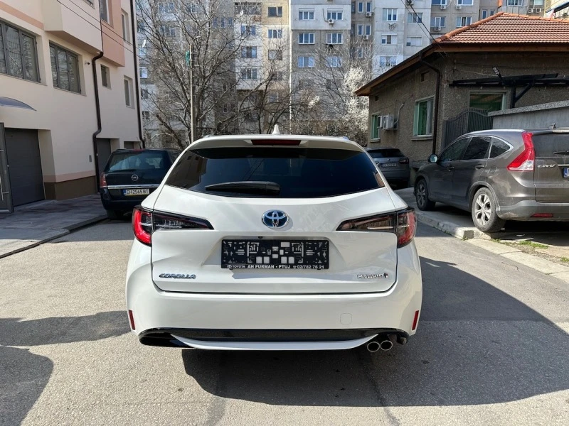 Toyota Corolla  2.0i HYBRID/ГАРАНЦИОННА/Перла, снимка 4 - Автомобили и джипове - 45302837