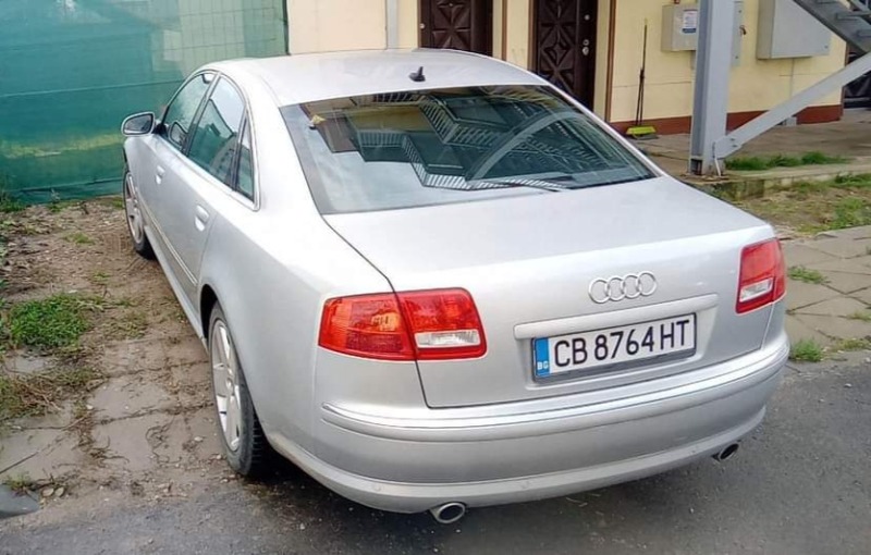 Audi A8, снимка 4 - Автомобили и джипове - 46346718