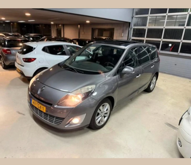 Renault Scenic 1.6 dci , , Панорамен Таван , , , снимка 1 - Автомобили и джипове - 47939871