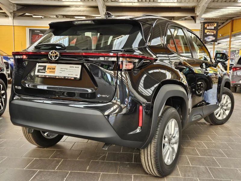 Toyota Yaris Cross HYBRID/116HP/CAM/NAVI/LED/KLESS/DIGI/CARPLAY/234g, снимка 2 - Автомобили и джипове - 51532659