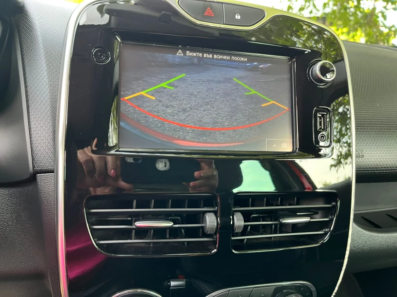 Renault Clio  2DYR 15XAE6, снимка 9 - Автомобили и джипове - 52449390