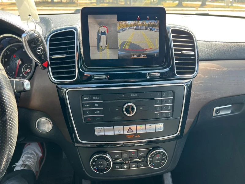Mercedes-Benz GLS 450, снимка 10 - Автомобили и джипове - 52860024