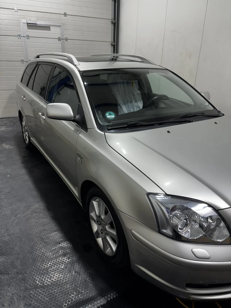 Toyota Avensis 2.2 diesel D-CAT 175 hp, снимка 12 - Автомобили и джипове - 52967666