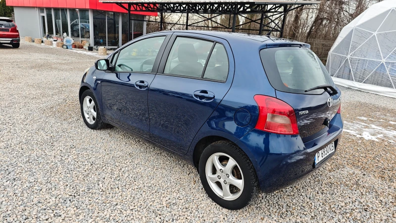 Toyota Yaris ПРОДАДЕНА 13.ЯНУАРИ.2026г, снимка 7 - Автомобили и джипове - 53061091