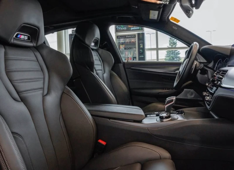 BMW M5 С РЕГИСТРАЦИЯ & АВТО КРЕДИТ, снимка 9 - Автомобили и джипове - 53498131
