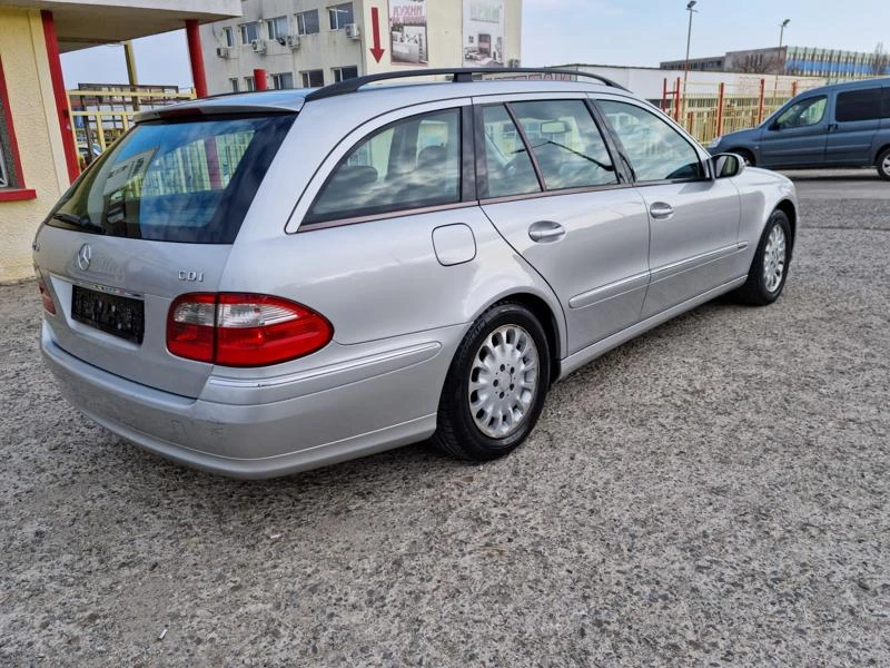 Mercedes-Benz E 270 ЕлегансАвтомат - изображение 7