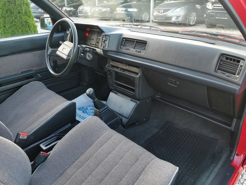 Toyota Carina 1.6 БЕНЗИН РЕАЛНИ КИЛОМЕТРИ - изображение 9