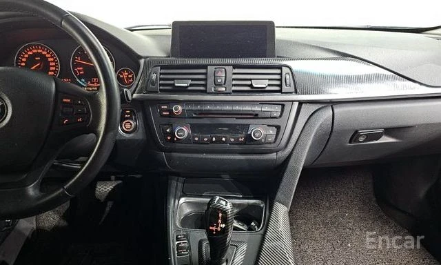 BMW 320 d | ШИБЕДАХ | KEYLESS | ДВА КЛЮЧА | , снимка 12 - Автомобили и джипове - 54237807