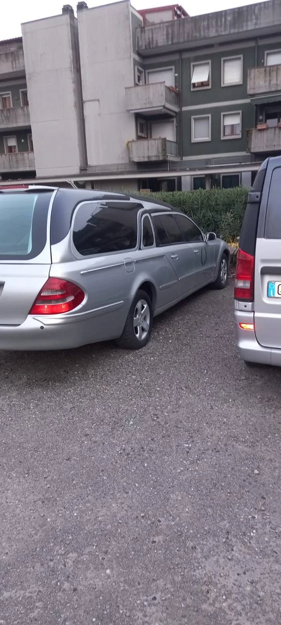 Mercedes-Benz E 270 Катафалка, снимка 3 - Автомобили и джипове - 54914678