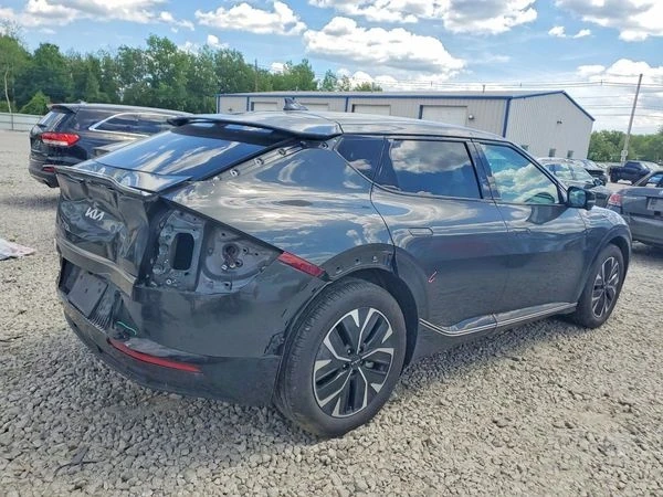 Kia EV6 Light, Wind, снимка 4 - Автомобили и джипове - 56116240