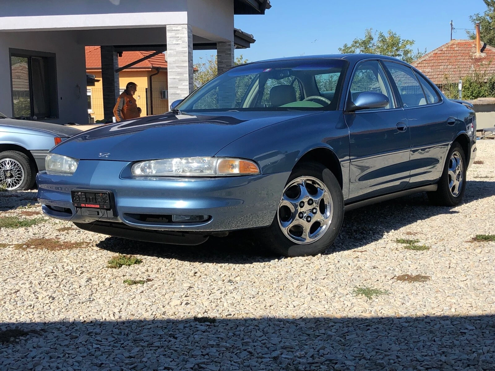 Oldsmobile Intrigue 3.5LX V6 ШВЕЙЦАРИЯ, снимка 1