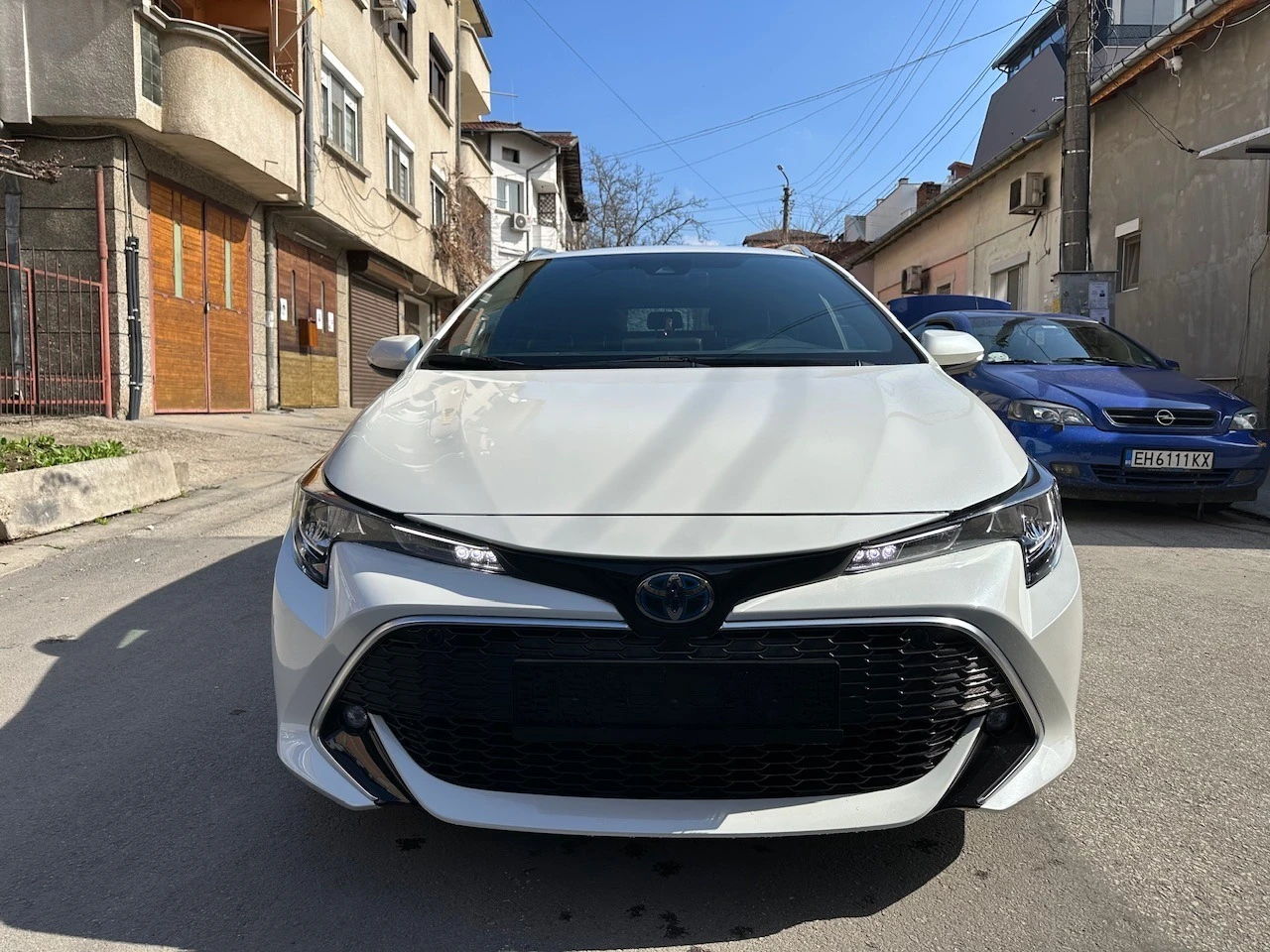 Toyota Corolla  2.0i HYBRID/ГАРАНЦИОННА/Перла - изображение 8