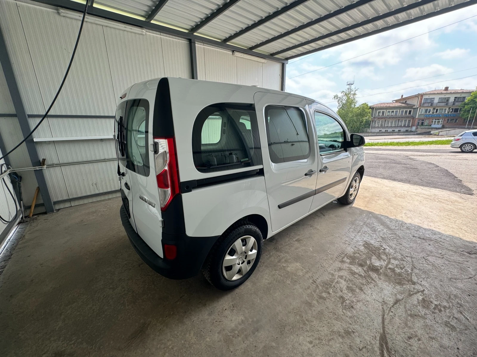 Renault Kangoo ZE 33 Electric - изображение 5