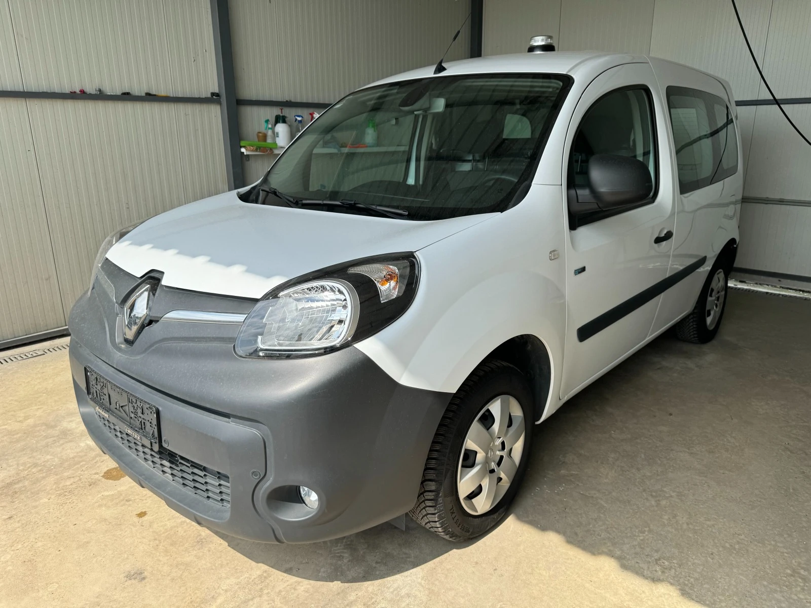 Renault Kangoo ZE 33 Electric - изображение 3