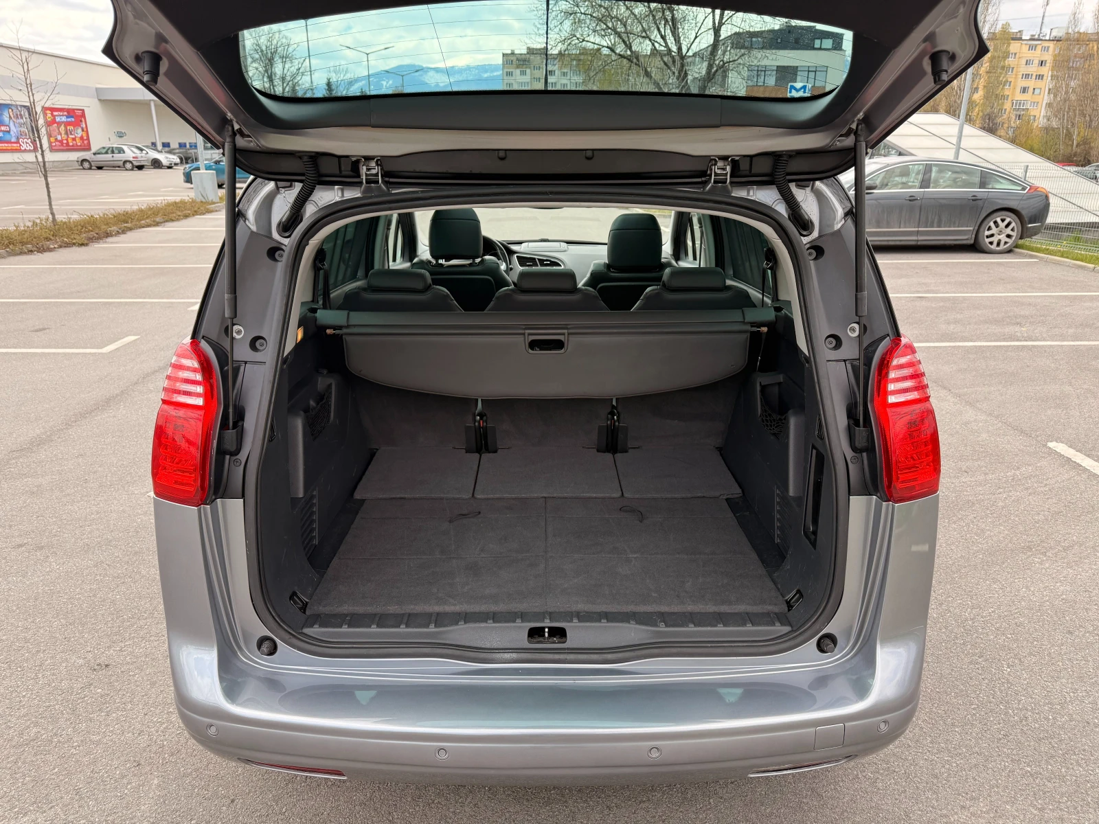 Peugeot 5008 2.0НDI* NAVI* ПАНОРАМА* ПОДГРЕВ* FULL*  - изображение 7