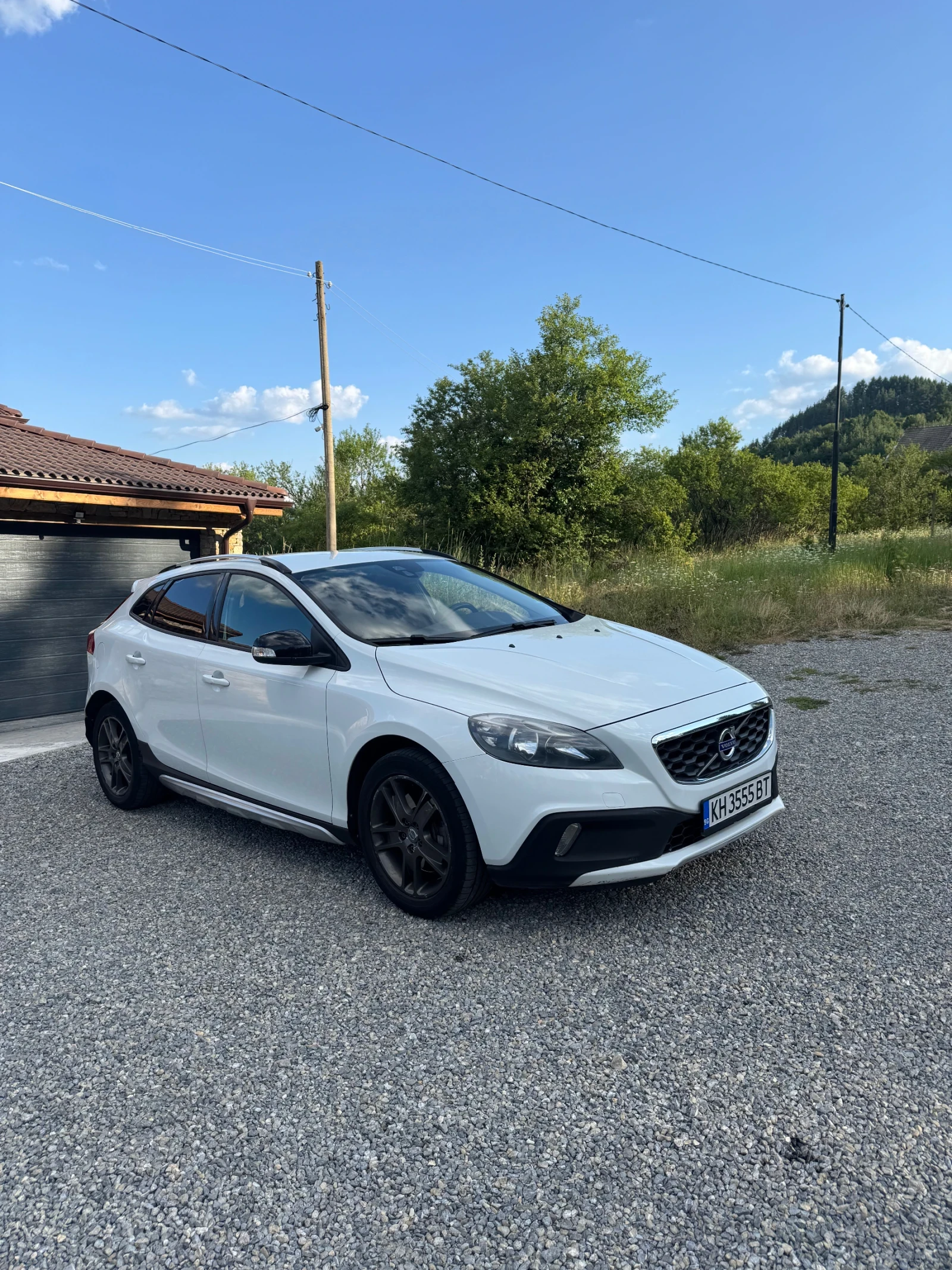 Volvo V40 Cross Country D3 - изображение 8